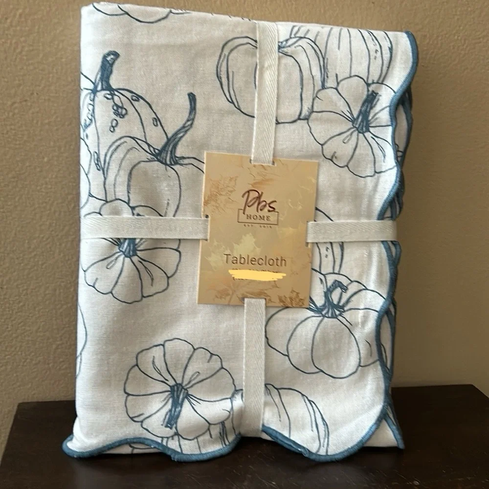PBS Home New Tablecloth Blue Pumpkins Scalloped Fall Thanksgiving 60”x84”